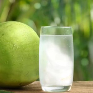 Do you drink coconut water in excess, then be careful about these side effects!!