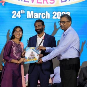 GITAM felicitates top achieving students in Bengaluru