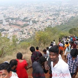 திருவண்ணாமலை கார்த்திகை தீபத் திருநாளன்று மலை மீது ஏறும் பக்தர்களுக்கு நிபந்தனை!