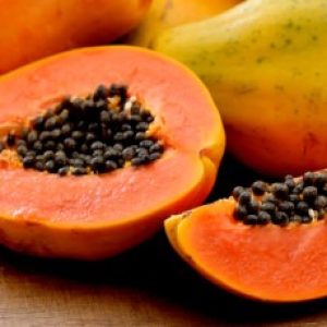 Be careful!! If you eat papaya in excess, then you could get these health issues!!