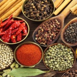 Know about these popular spices might cause skin issues, take care!!